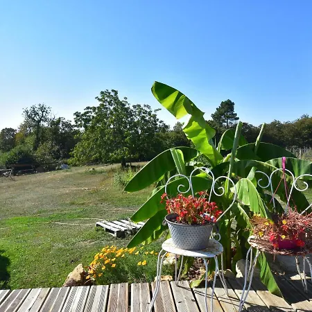 Dom wakacyjny Luxury House In Aquitaine With Swimming Pool Saint-Avit-Rivière