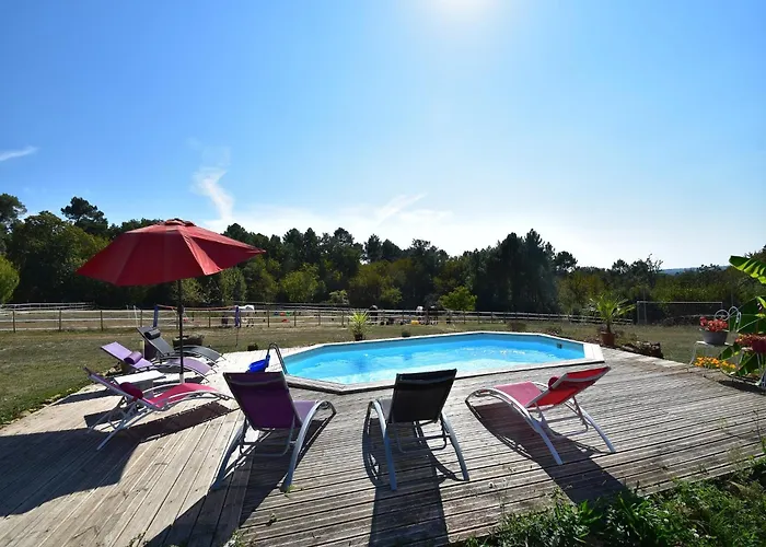 בית נופש Tranquil Escape In Dordogne Saint-Avit-Rivière