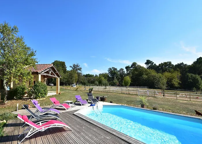 Tranquil Escape In Dordogne בית נופש Saint-Avit-Rivière